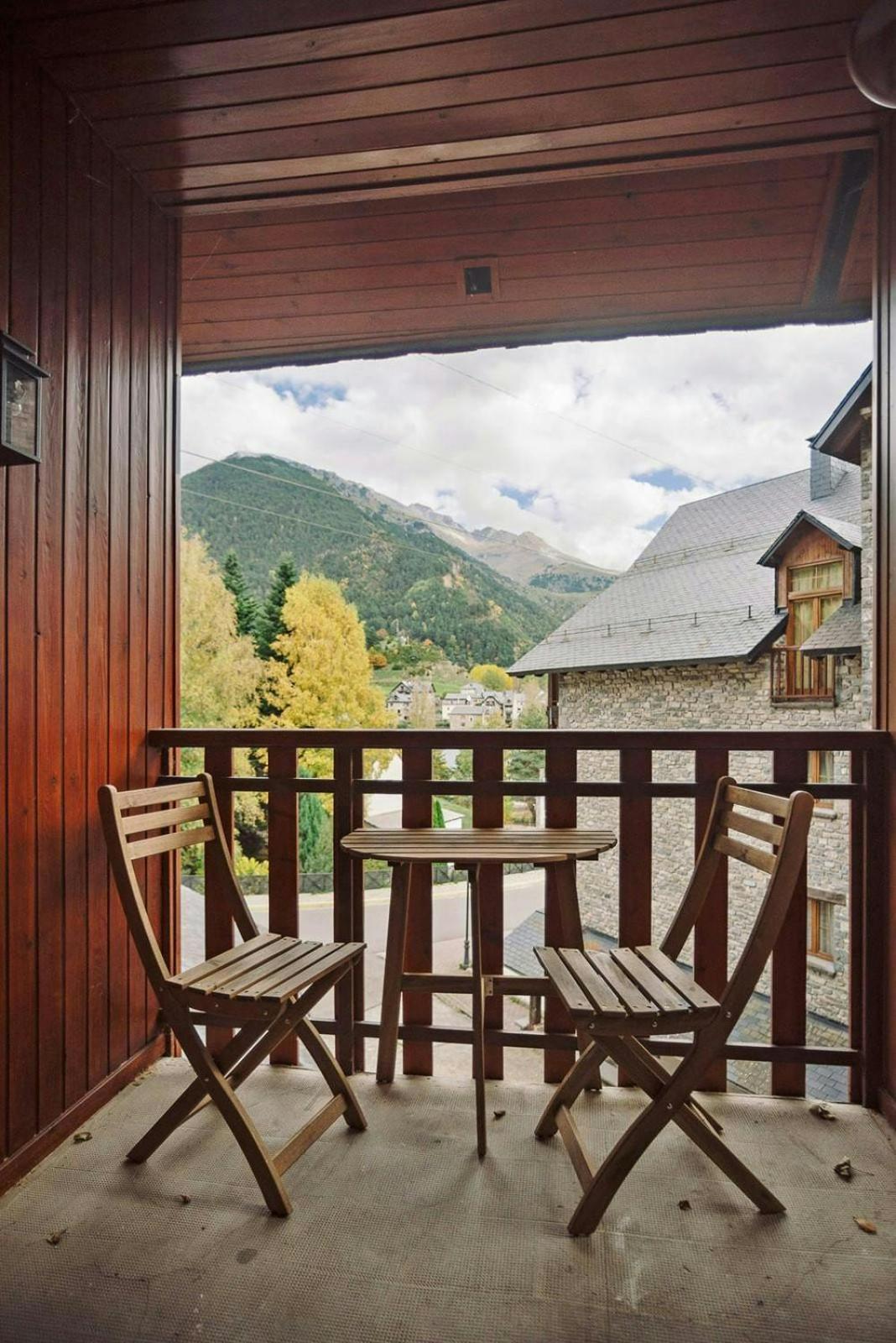 La Casita Del Arbol Wifismarttvgarajevistas * Sallent de Gállego